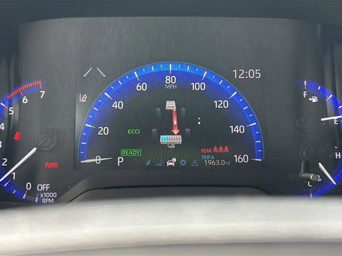 Used 2020 Toyota Corolla LE FWD image 23