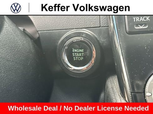 Used 2012 Toyota Camry SE w/ Leather Pkg FWD image 20