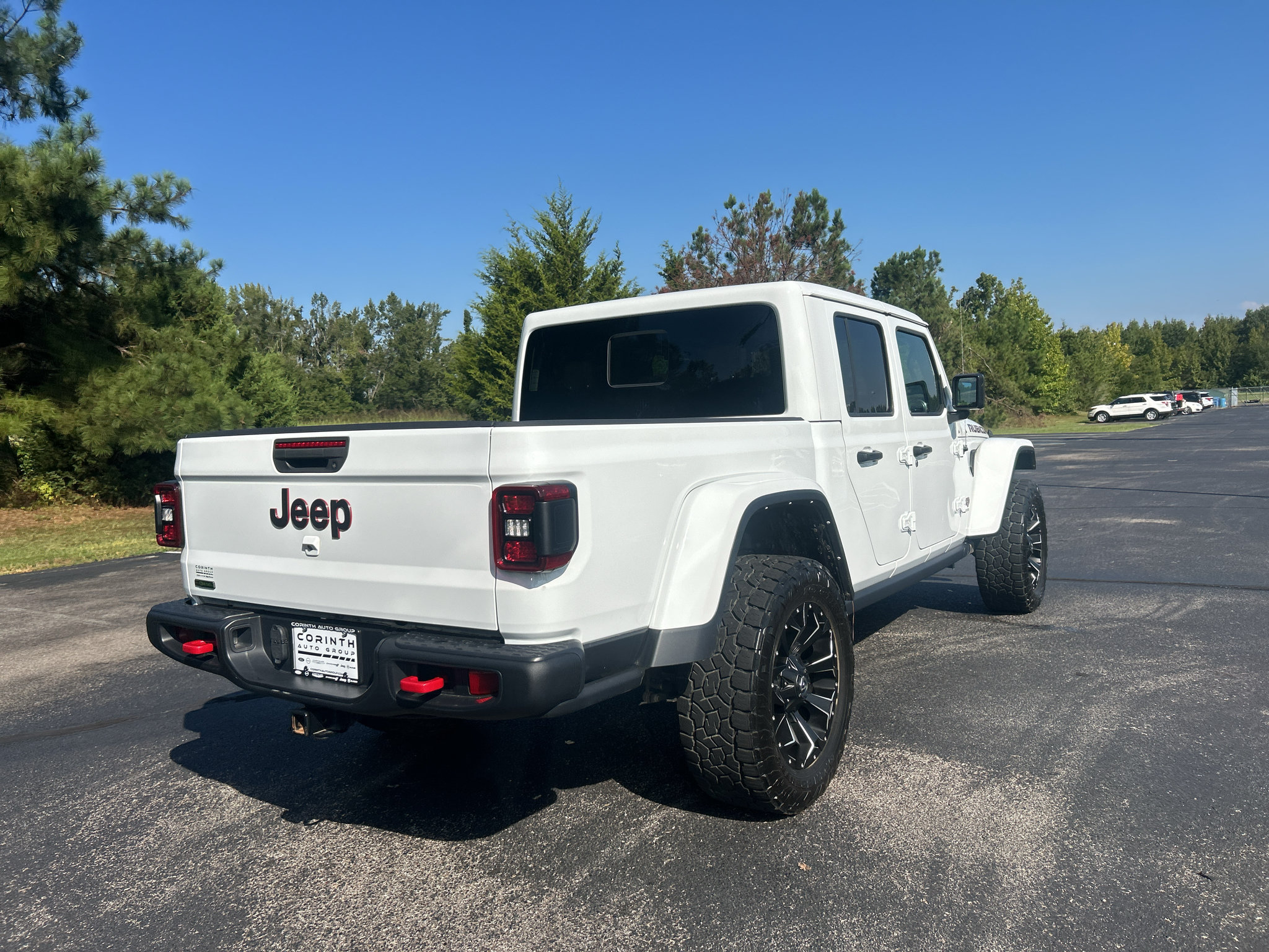 Used 2022 Jeep Gladiator Rubicon w/ LED Lighting Group AWD/4WD image 27