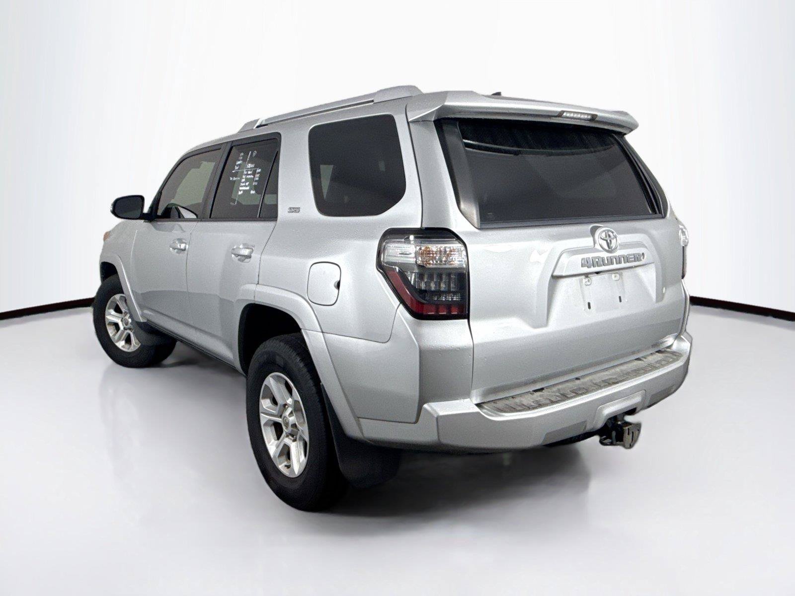 Used 2016 Toyota 4Runner SR5 Premium RWD image 9