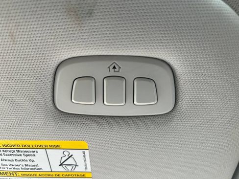 Used 2025 Ford Expedition Platinum AWD/4WD image 22