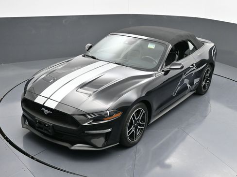 Used 2022 Ford Mustang Premium image 30