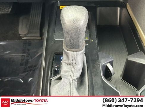 Used 2025 Toyota Camry LE FWD image 27