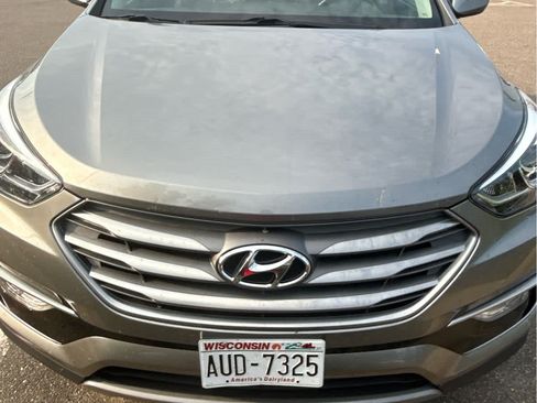 Used 2017 Hyundai Santa Fe Sport AWD/4WD image 3