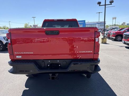 New 2026 Chevrolet Silverado 2500 Custom w/ Custom Value Package AWD/4WD image 7