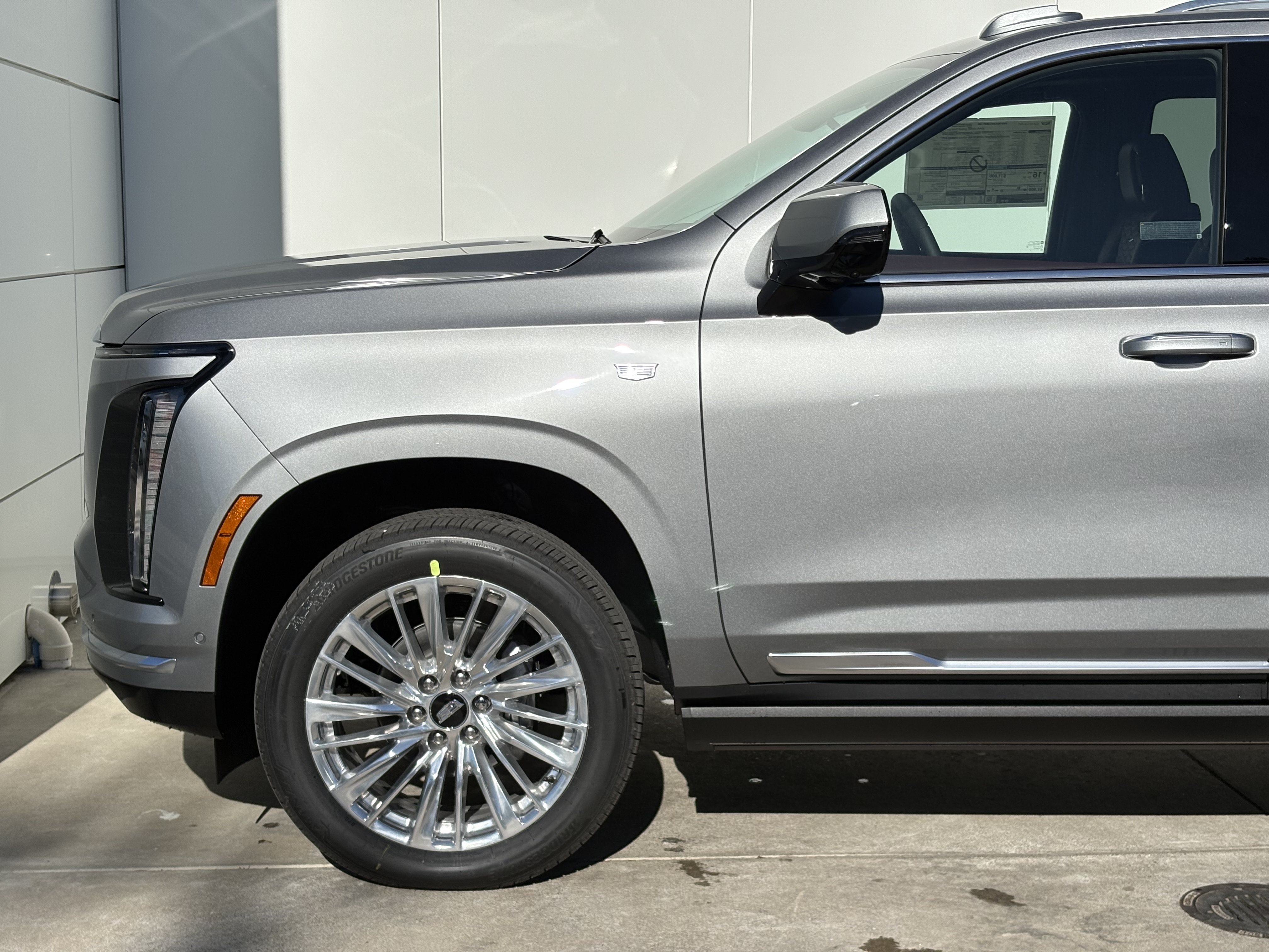 New 2026 Cadillac Escalade Luxury AWD/4WD image 5