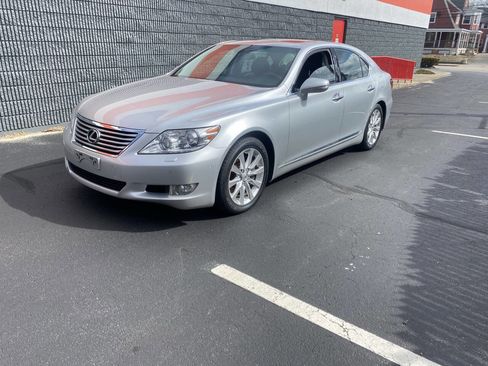 Used 2010 Lexus LS 460 AWD image 31