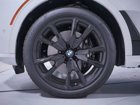 New 2026 BMW X7 xDrive40i w/ M Sport Package image 2