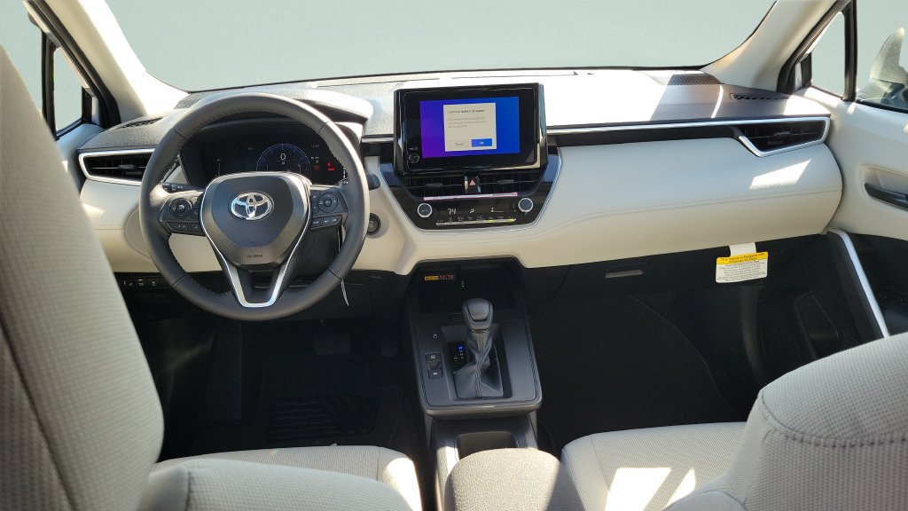 New 2026 Toyota Corolla Cross LE FWD image 10