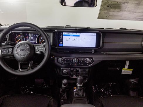 New 2026 Jeep Gladiator Sport AWD/4WD image 23