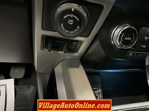 Used 2020 Ford F150 Lariat w/ Equipment Group 502A Luxury image 25