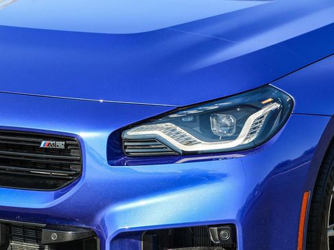 Used 2025 BMW M2 w/ Lighting Package image 7