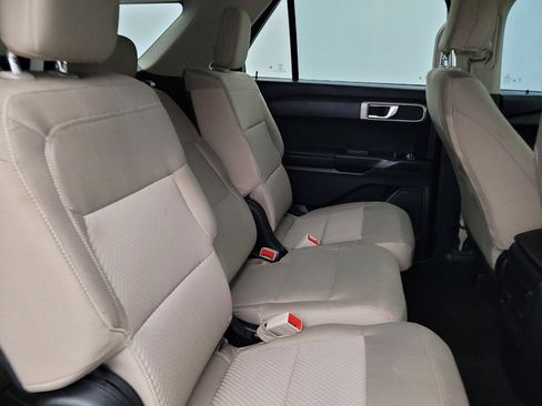 Used 2022 Ford Explorer 2WD image 19