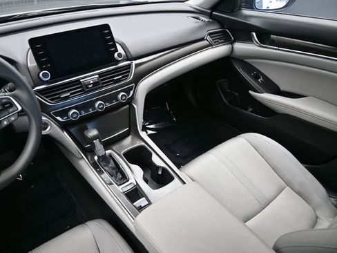 Certified 2020 Honda Accord EX image 10