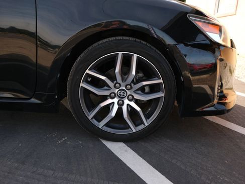 Used 2015 Scion tC image 16