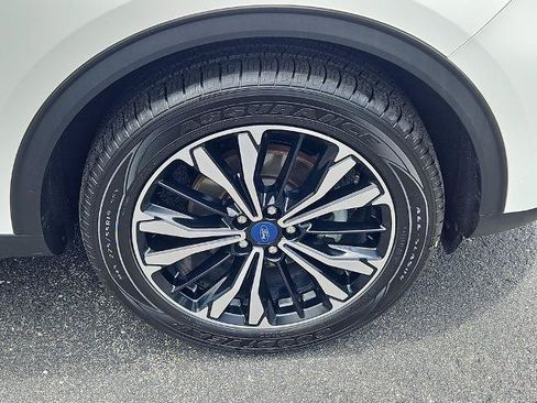 Certified 2022 Ford Escape SEL w/ SEL Stealth AWD Package image 4