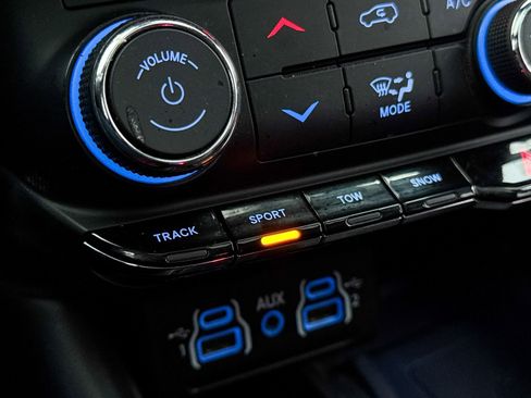 Used 2022 Dodge Durango R/T w/ Tow 'N Go Package image 9