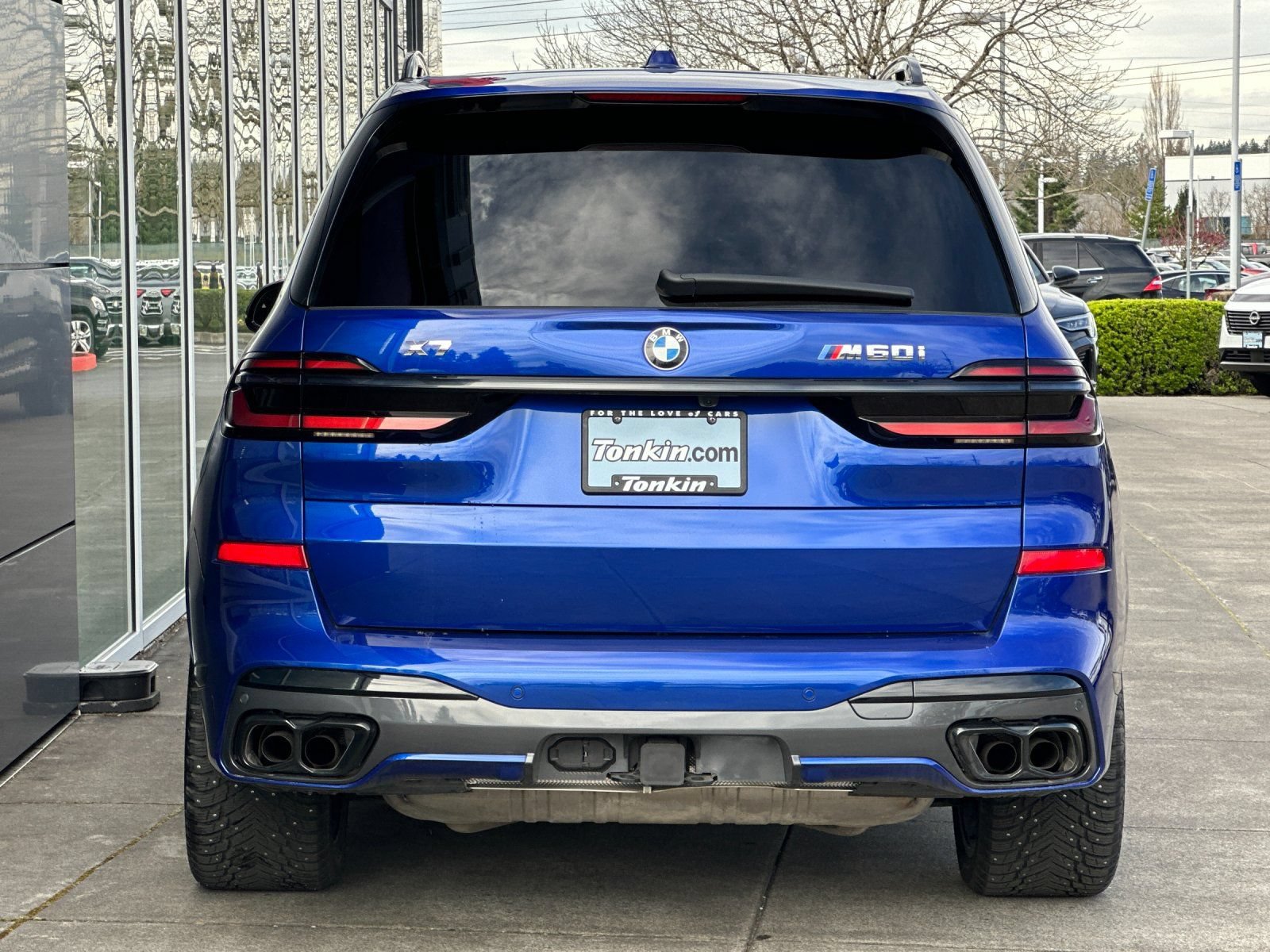 Used 2025 BMW X7 M60i w/ Executive Package AWD/4WD image 4