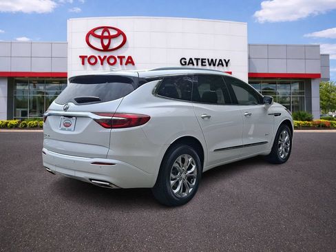 Used 2021 Buick Enclave Avenir w/ Avenir Technology Package AWD/4WD image 5
