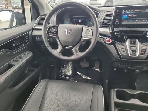 Certified 2024 Honda Odyssey Elite image 12