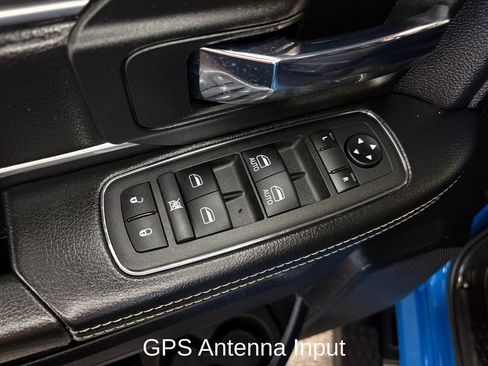 Used 2022 RAM 1500 Classic Warlock AWD/4WD image 11