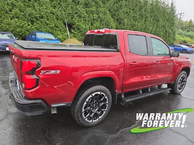 Used 2026 Chevrolet Colorado Z71 w/ Technology Package AWD/4WD image 7