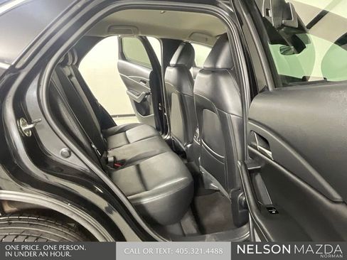 Used 2021 MAZDA CX-30 FWD 2.5 S w/ Select Package image 15