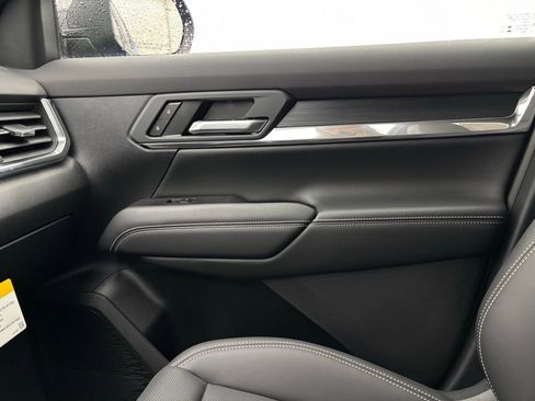 New 2026 GMC Terrain Elevation image 42