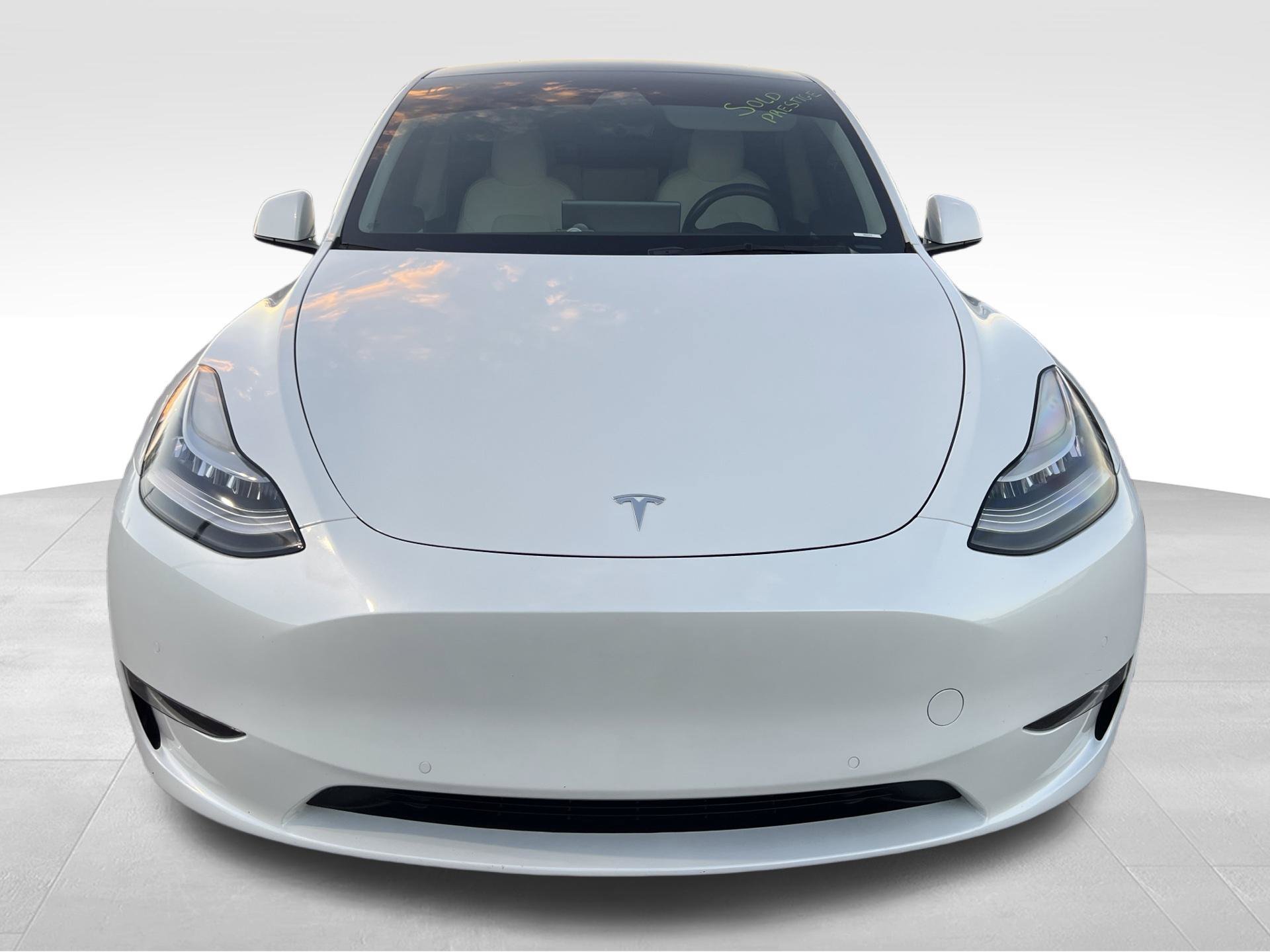 Used 2021 Tesla Model Y Long Range AWD/4WD image 2