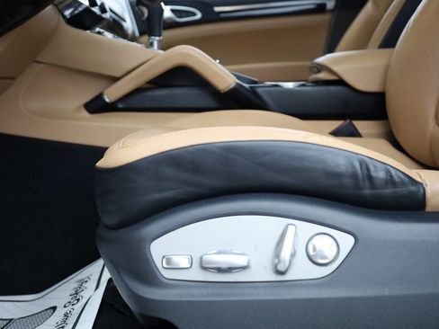 Used 2016 Porsche Cayenne image 16