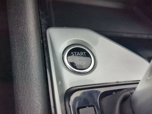 Used 2024 Nissan Altima 2.5 SV FWD image 31