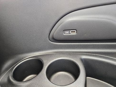 Used 2019 Chrysler Pacifica Limited w/ Advanced Safetytec Group FWD image 58