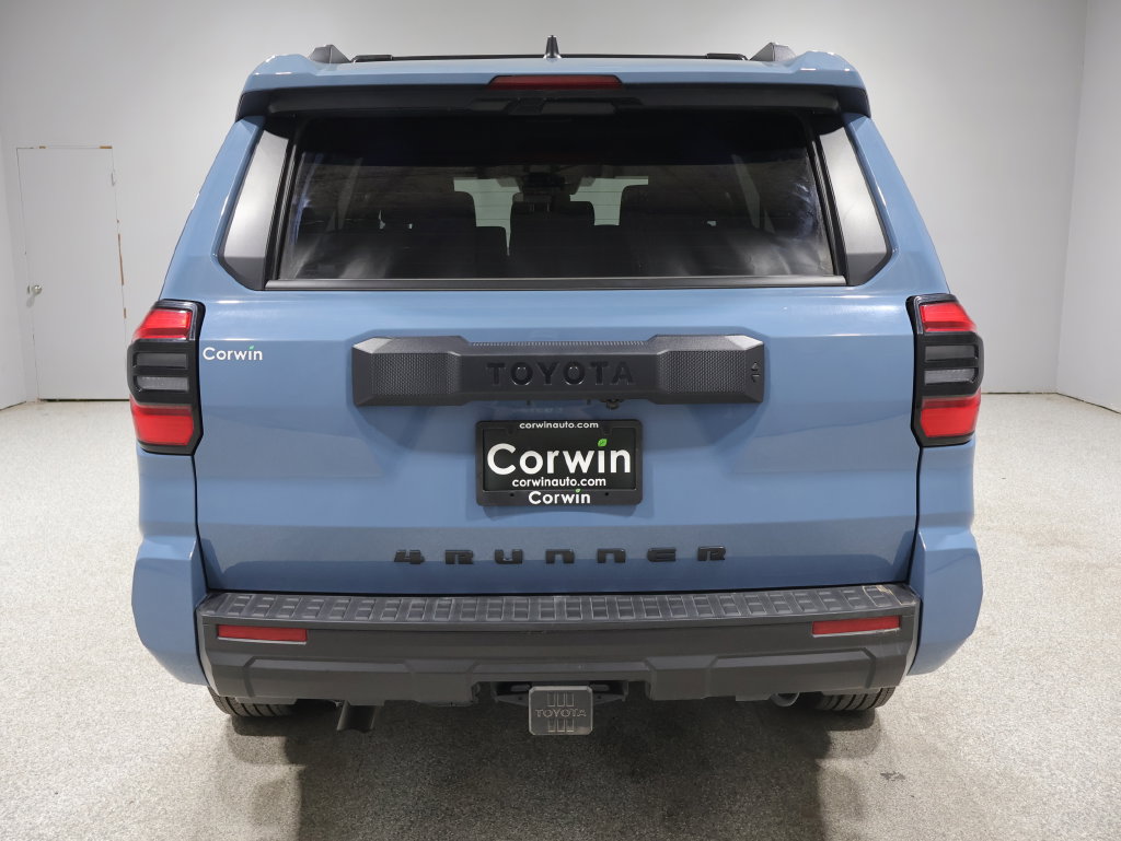 Used 2025 Toyota 4Runner SR5 AWD/4WD image 16