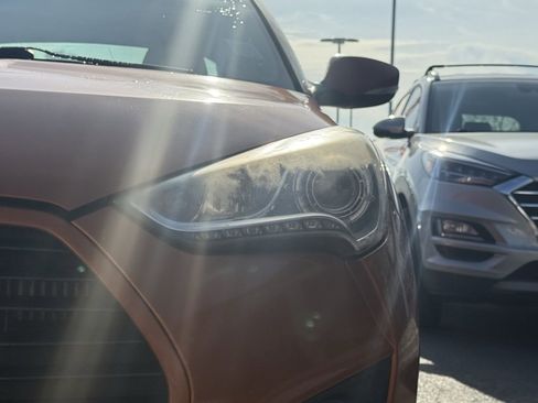 Used 2014 Hyundai Veloster Turbo image 25