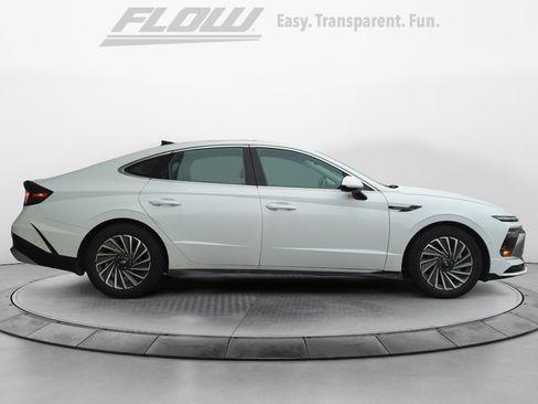 Certified 2025 Hyundai Sonata Limited image 10