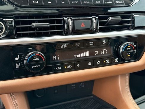 Certified 2022 Nissan Pathfinder Platinum w/ Lighting Package (N93) image 28