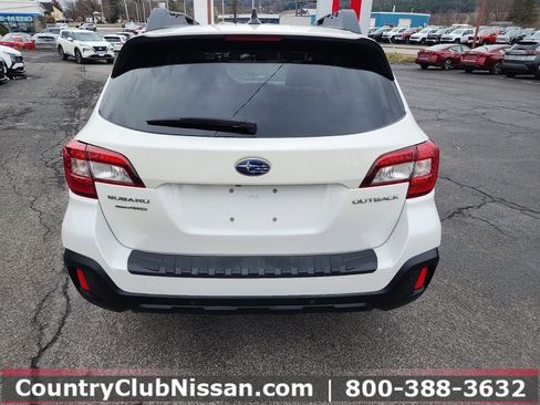 Used 2018 Subaru Outback 2.5i Limited image 7