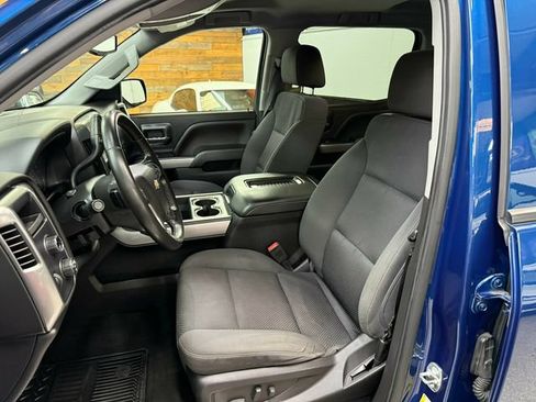 Used 2018 Chevrolet Silverado 1500 LT w/ LT Plus Package AWD/4WD image 23