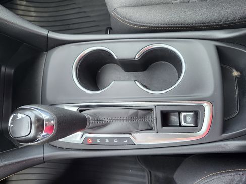 Used 2020 Chevrolet Equinox LT image 23