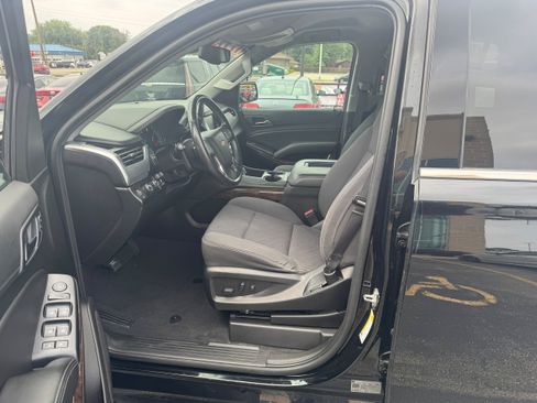 Used 2019 Chevrolet Tahoe LS AWD/4WD image 8