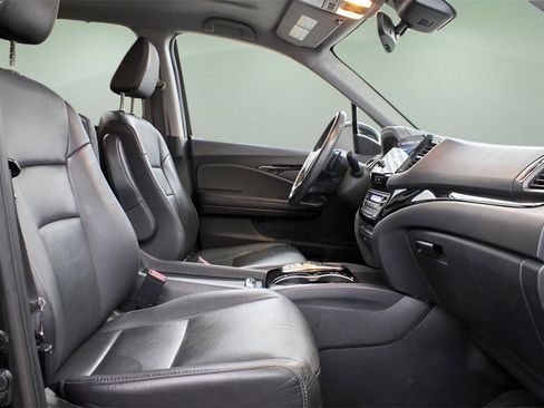 Used 2022 Honda Pilot Touring image 24