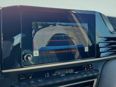 Certified 2025 Toyota Camry SE w/ Convenience Package FWD image 14