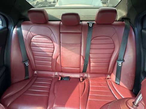Used 2019 Mercedes-Benz C 300 Sedan image 7