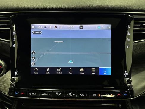 Certified 2024 Jeep Wagoneer L Series III w/ Premium Group I image 10