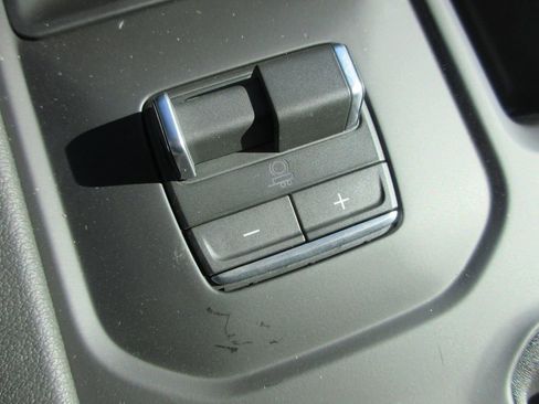 New 2026 GMC Sierra 1500 AT4 w/ AT4 Premium Package AWD/4WD image 21