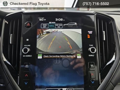 Used 2024 Subaru Ascent Onyx Edition image 33