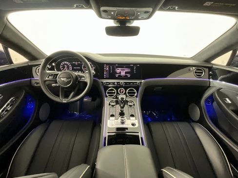 Used 2022 Bentley Continental GT image 10