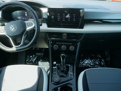 New 2025 Volkswagen Taos S image 9