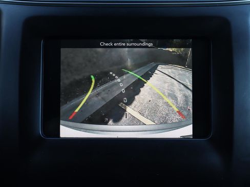 Used 2021 Jeep Cherokee Latitude Lux w/ Sun & Sound Group image 8