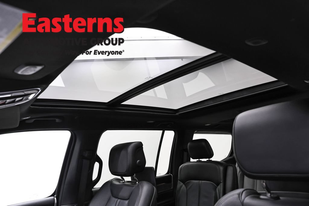 Used 2024 Jeep Wagoneer Series III w/ Premium Group I AWD/4WD image 41